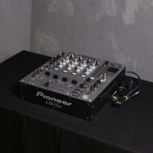 Pioneer パイオニア DJM-700 デジタルミキサー シルバー DJ機器 音響機材